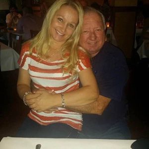 Meet your Posher, Gloria